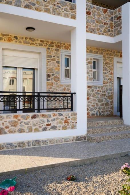 Katerinas Garden Apartment Kámpos Екстериор снимка